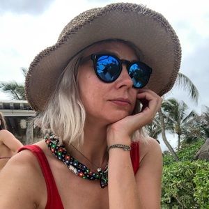 Meet your Posher, Ksenia